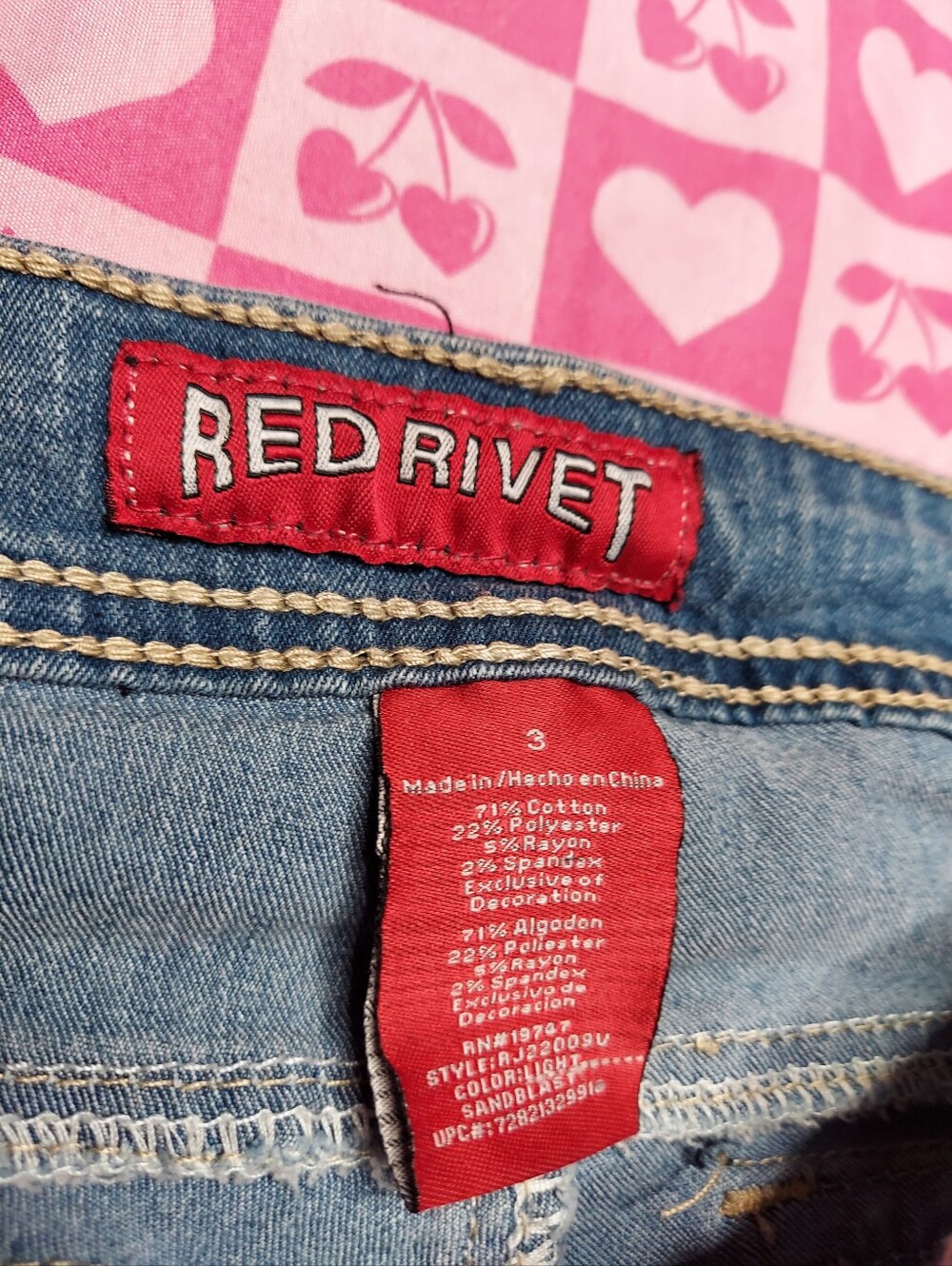 Red Rivet Blue Jean Capris - Picture 2 of 3